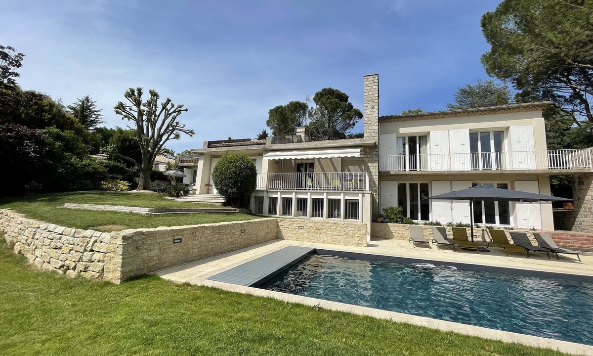Montelimar Villa | Les Solières: a beautiful villa in Drôme provençale