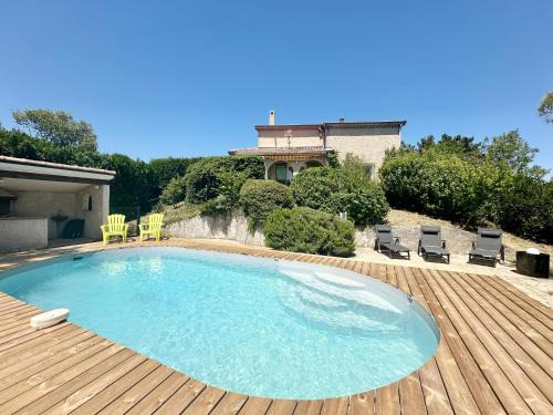 Soyons Villa | Les Thermes - Grande Villa 6 personnes avec piscine dans un cadre verdoyant
