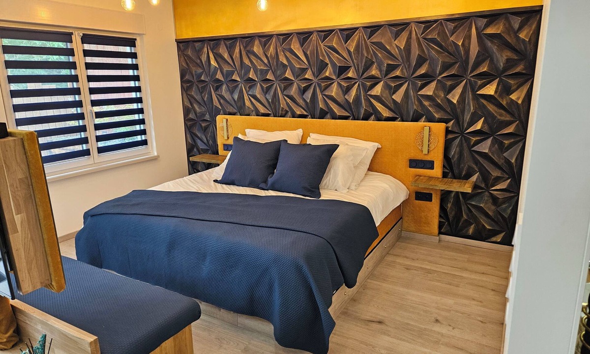 Boulay-Moselle Bed & Breakfast | LG - Olympe Cachemire for a romantic getaway in Boulay