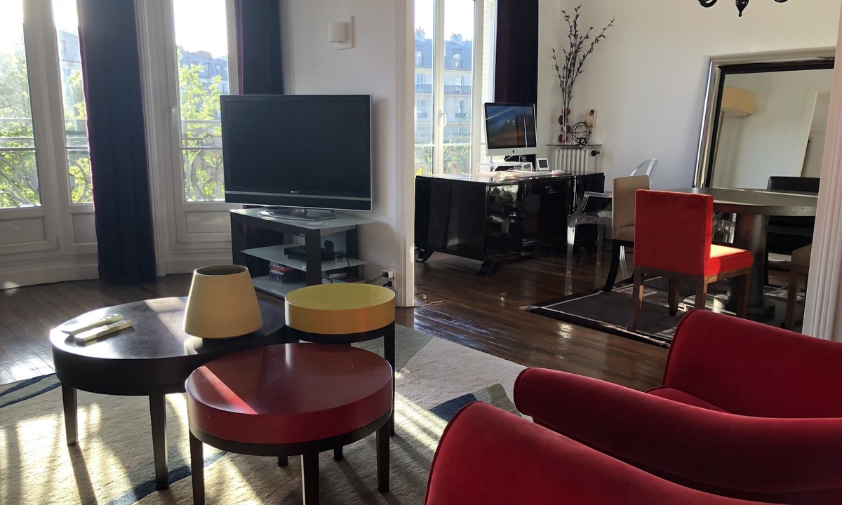 Quartier Saint-Ambroise Apartment | like a presidential suite with a magnificient view
