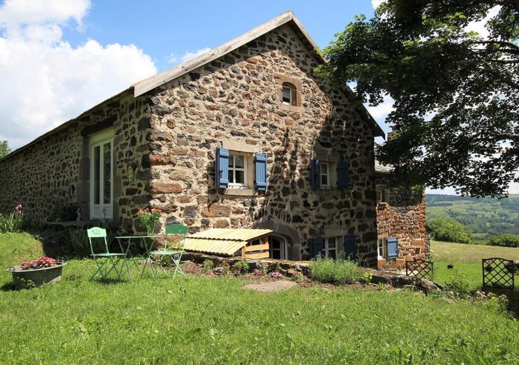 Saint-Front House | Location authentique avec cheminée et toit de chaume, proche nature et activités à St-Front - FR-1-582-291