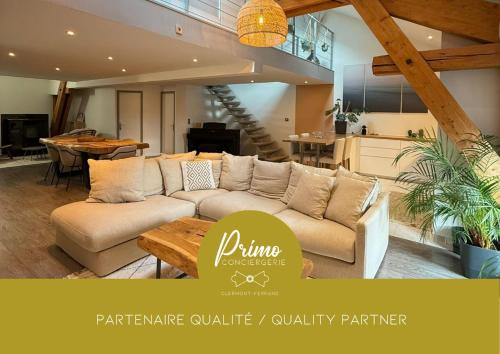 Cournon-dʼAuvergne Apartment | Loft Cournon by PRIM0 C0NCIERGERIE