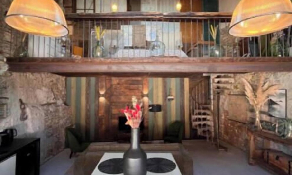 Arbois House | Loft Magazzino 2 minutes from the center. Pets allowed