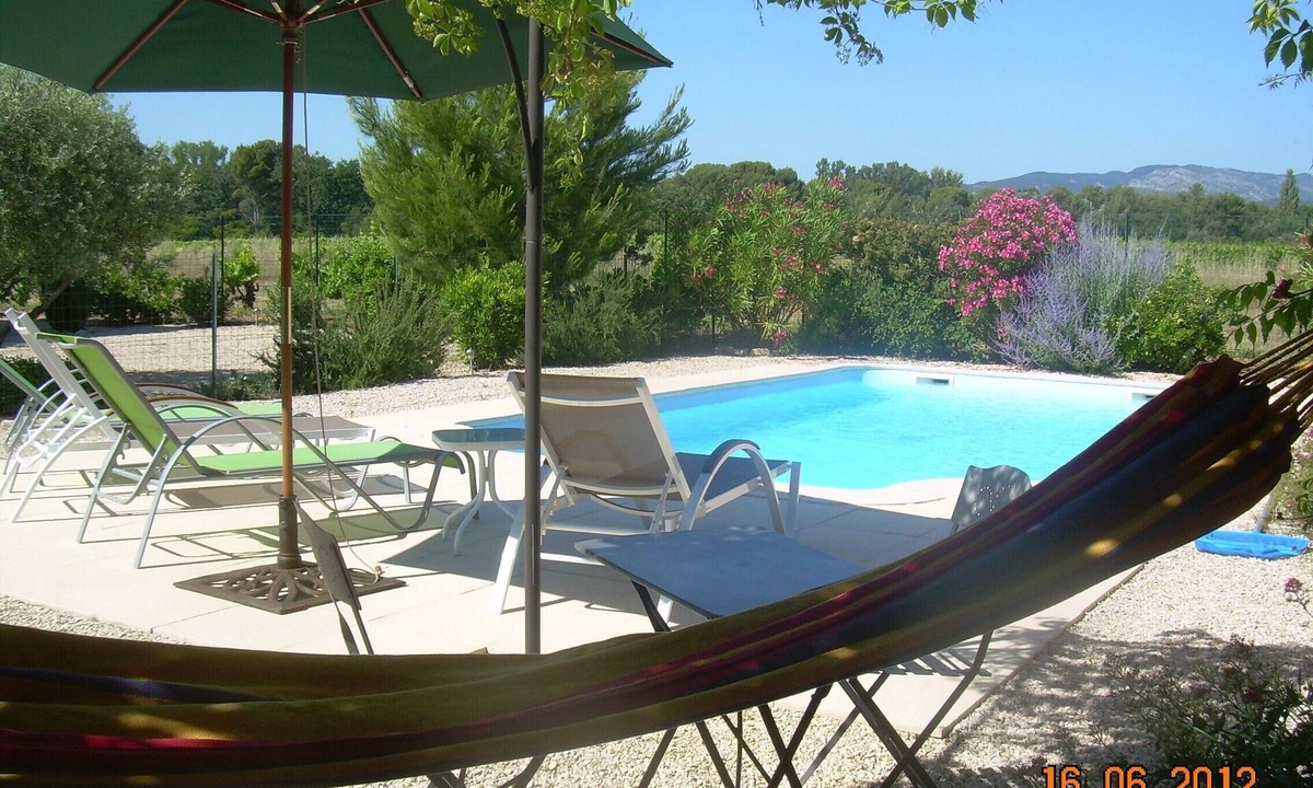 Caromb Villa | LOU VIGNARES Villa at the foot of the Ventoux well-situated for discovering the Vaucluse region