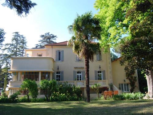 Valreas House | Lovely Cottage in Valréas with Swimming Pool