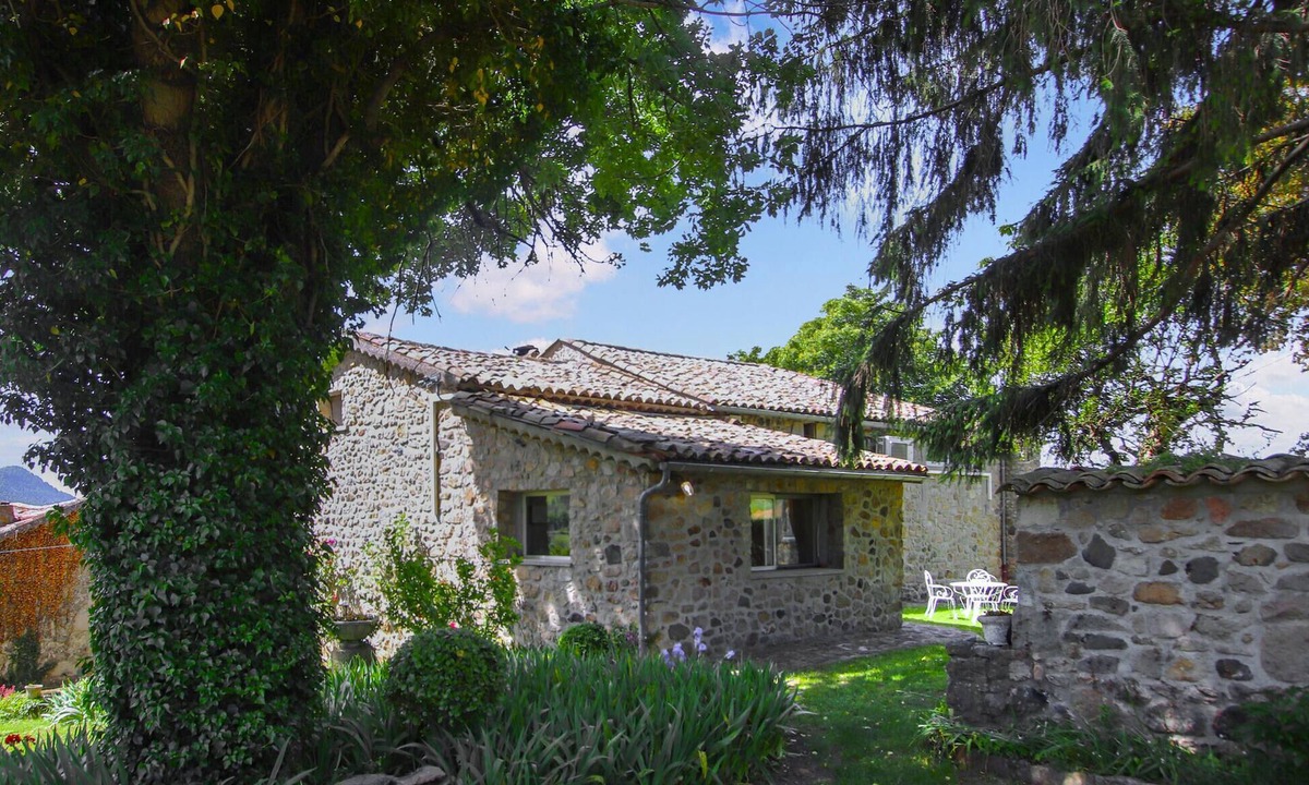 Saint-Etienne-de-Boulogne House | Lovely home in St. Etienne de Boulog.
