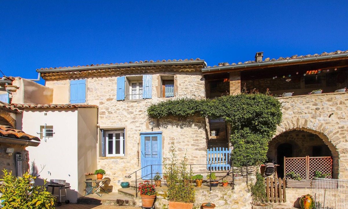 Salles-sous-Bois House | Lovely home in Salles sous Bois