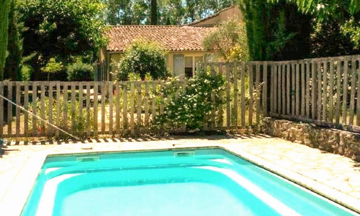 Malaucene House | Lovely home in Malaucène with WiFi