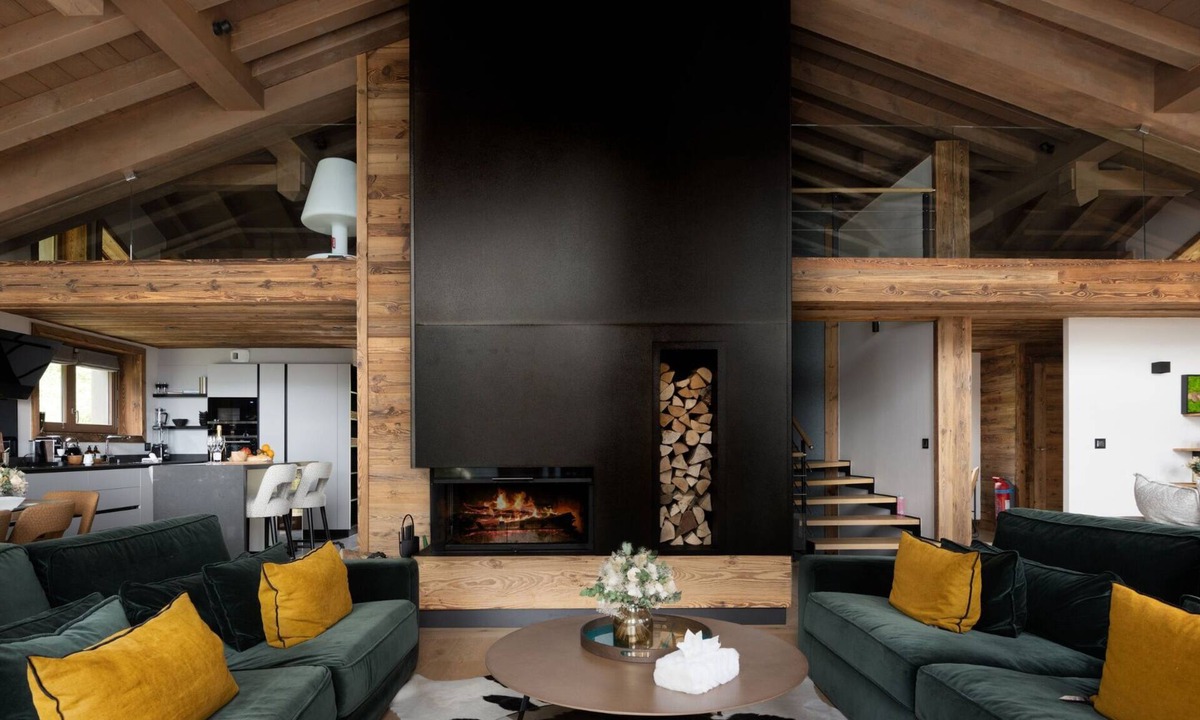 Courchevel Ski Chalet | Luxury chalet at the entrance of le Belvédère