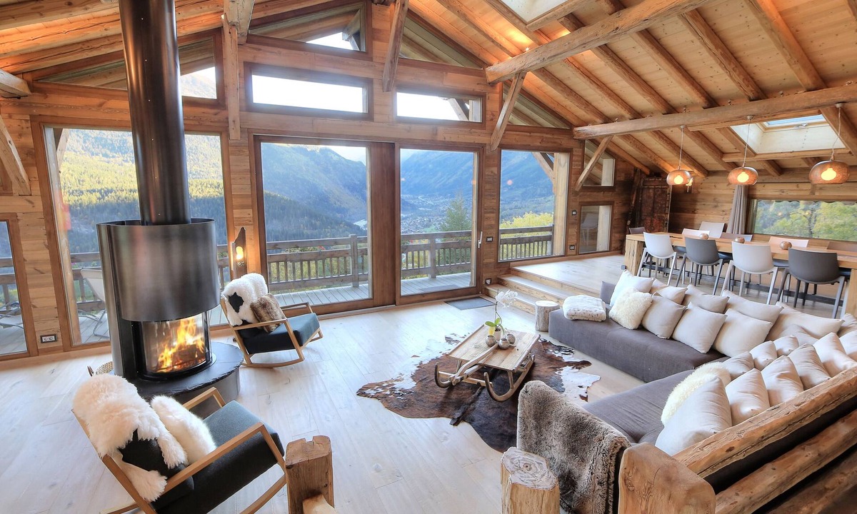 Les Houches House | Luxury chalet, Chamonix-Les Houches, ski-in/ski-out, sauna, steam room & jacuzzi