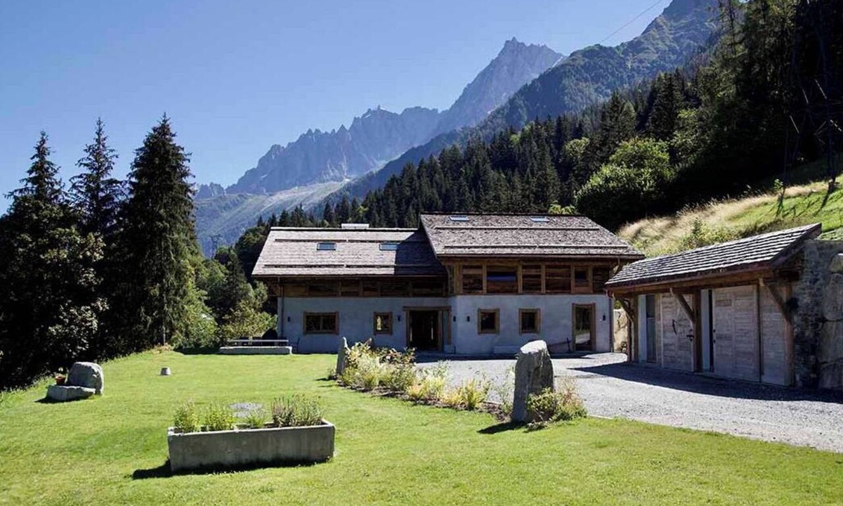 Les Houches Ski Chalet | Luxury spacious secluded chalet with incredible mountain views