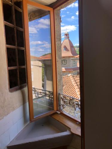 Lamastre Apartment | Mademoiselle Canonge