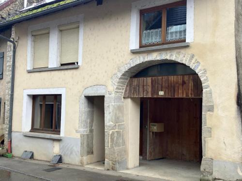 Mesnay House | Maison 14 personnes, Arbois, Gîte du Dérochoir