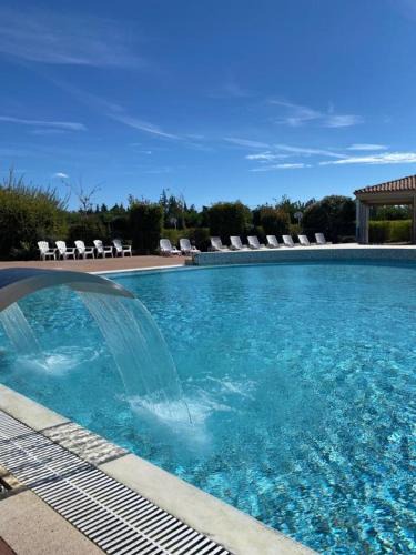 Aubignan Resort | Maison aux Demeures du Ventoux