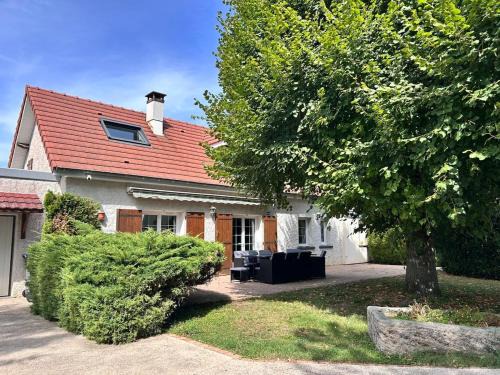 Izier House | Maison aux portes de Dijon à la campagne