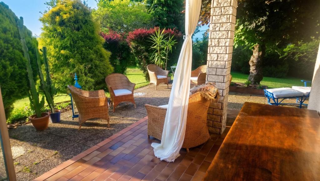 Reignier-Esery House | Maison avec jardin clôturé à Reignier-Esery