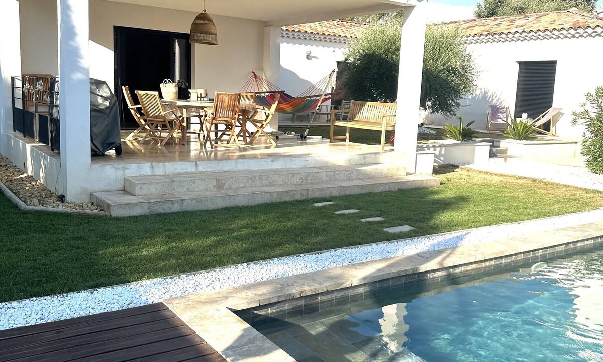 Saint-Didier House | Maison Avec Piscine en Pleine Provence