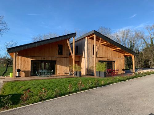 Clairvaux-les-Lacs House | Maison Cosy 10 personnes