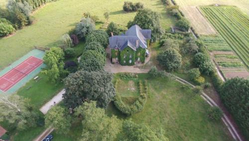 Val Marnaysien House | Maison d'Adèle au hameau de Banne