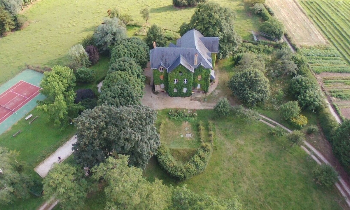 Val Marnaysien House | Maison d'Adèle in Franche Comté, an exceptional place for 15 people