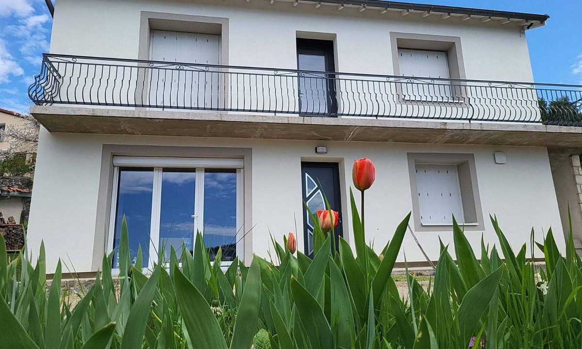 Polignac House | Maison de Campagne, calm and views of the surrounding countryside guaranteed.