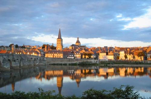 La Charite-sur-Loire Bed & Breakfast | Maison de la Loire