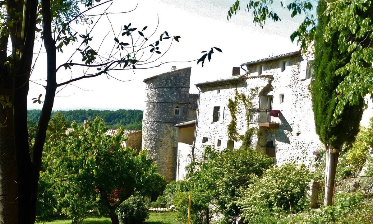 Mirmande House | Maison Jules Goux terrace overlooking the Ardèche