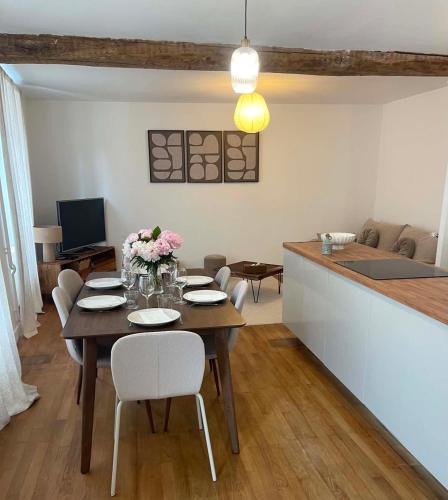 Souvigny House | Maison Oria