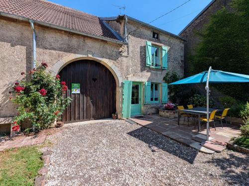 Equevilley House | Maison rénovée à la campagne avec jardin et animaux acceptés près de Vesoul - FR-1-583-414