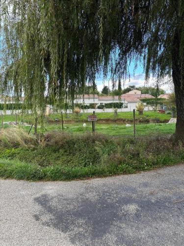 Vernoux-en-Vivarais House | Maison spacieuse à Vernoux-en-Vivarais, jardin clôturé, 170 m²