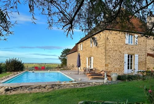 Saint-Julien-de-Civry House | Maison Stirling - 8pers - Piscine