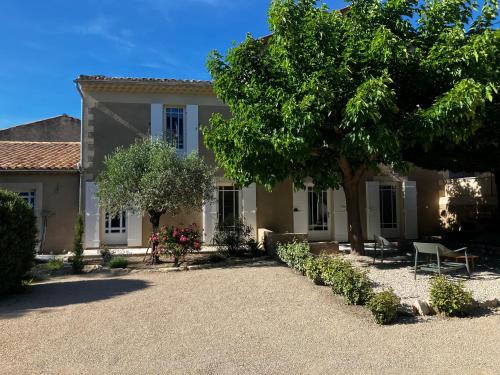 Caromb House | MaisonAdèle