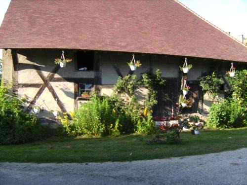 Pierrefitte-sur-Loire House | Manoir du Breuil Chambres d'hôtes