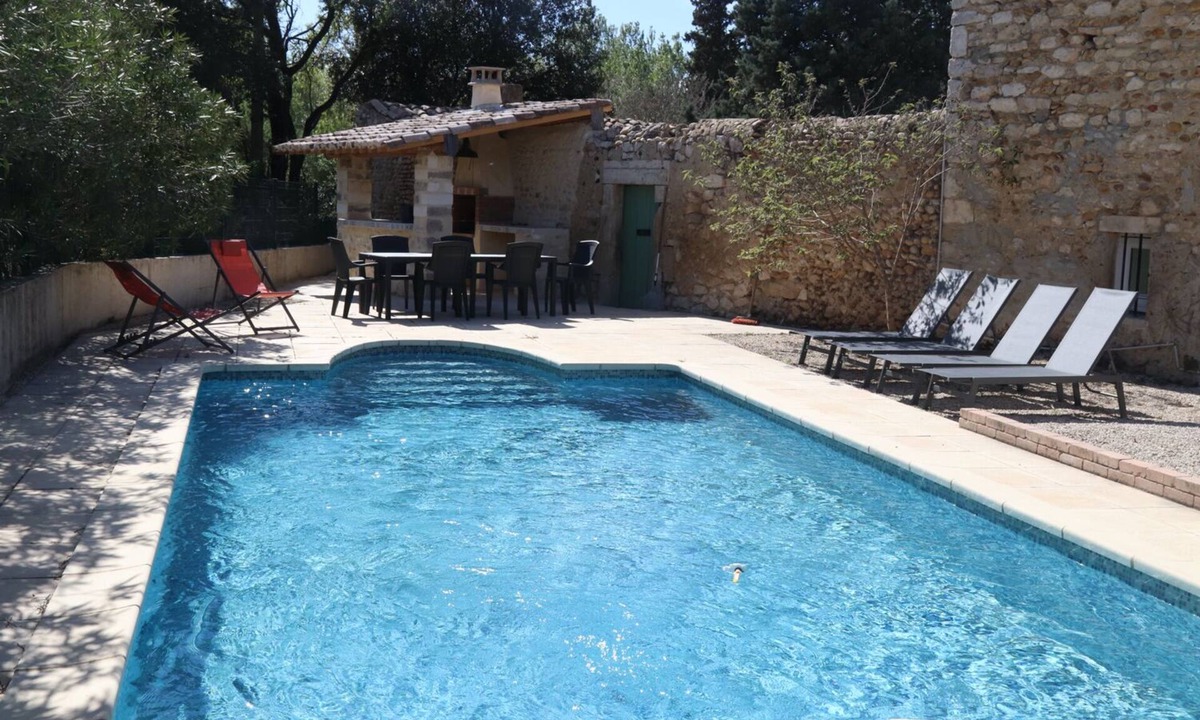 Saint-Paul-Trois-Chateaux House | Mas Provençal Datant de 1738 Avec Piscine