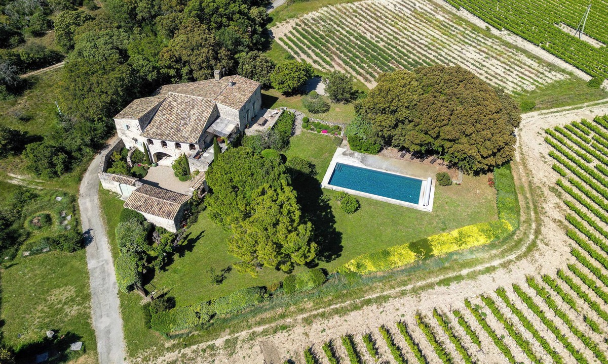 Taulignan House | Mas with character, nature and elegance, exceptional view