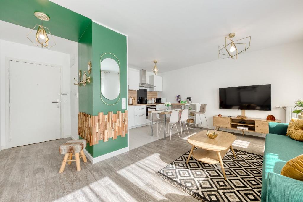 Massy Apartment | Massy Harmonia - 44m2 Cozy, Parking