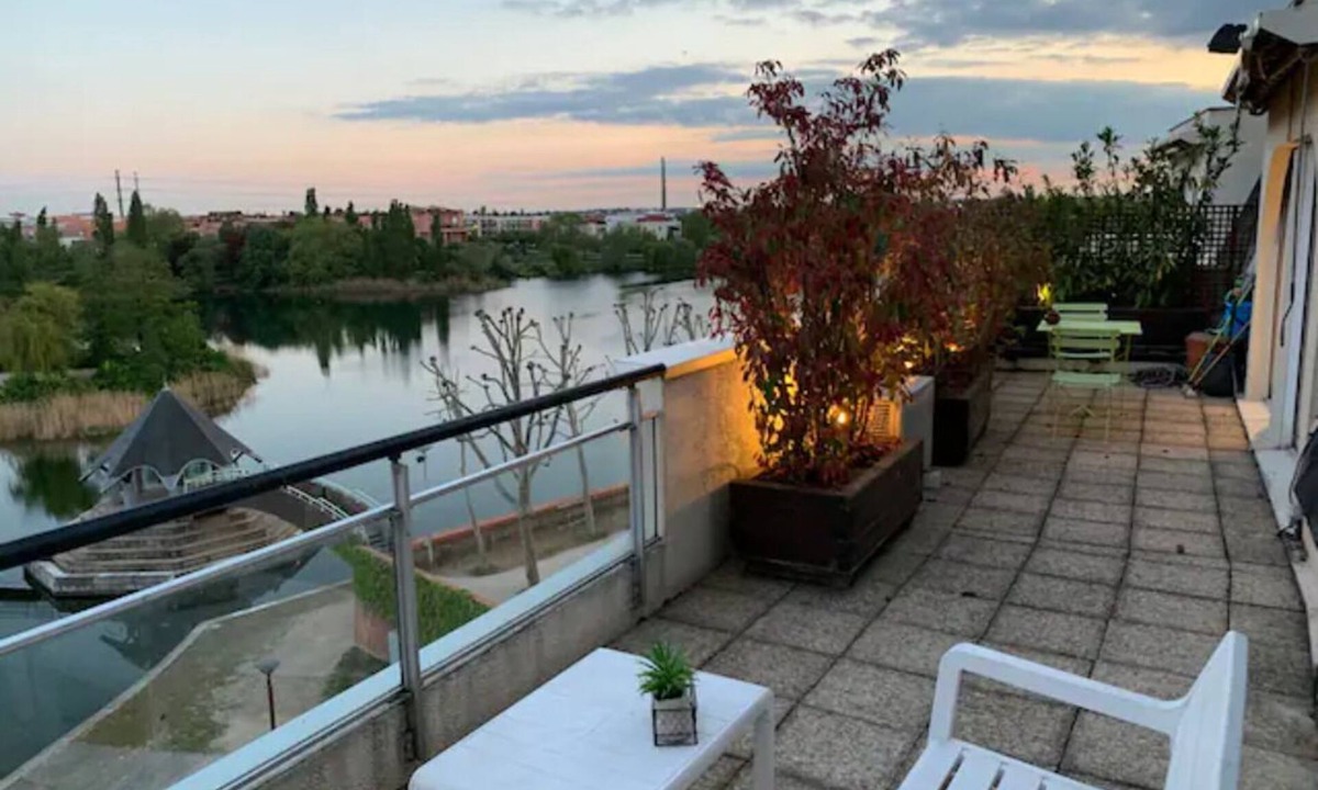 Creteil Apartment | Midoon Guest - Large penthouse near Paris and Disney