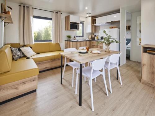 Nonette Other | Mobil-home, animaux admis - 8 pers. - API-1-52-2687