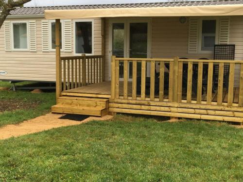Saint-Boil Other | Mobil Home avec Terrasse à Saint-Boil pour 6 personnes - API-1-52-1145