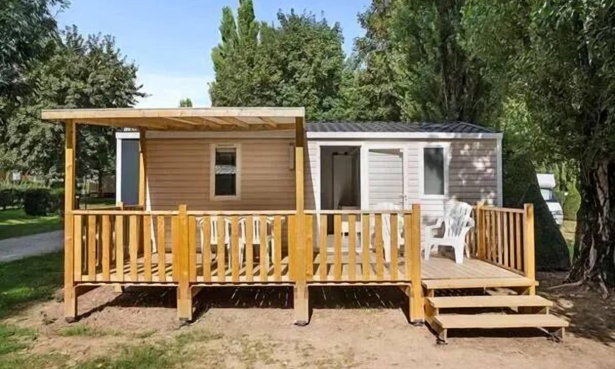 Saint-Cheron House | Mobile Home | Comfort | 2 Bedrooms | 4 People | Raised Deck