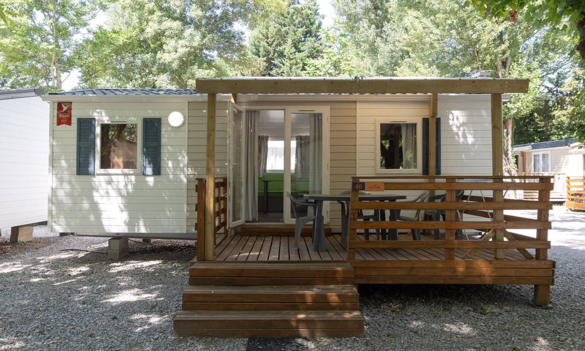 Lavilledieu RV Rental | Mobile Home 'Confort C - 1-5 People' with Shared Pool, Private Terrace and Shared Garden