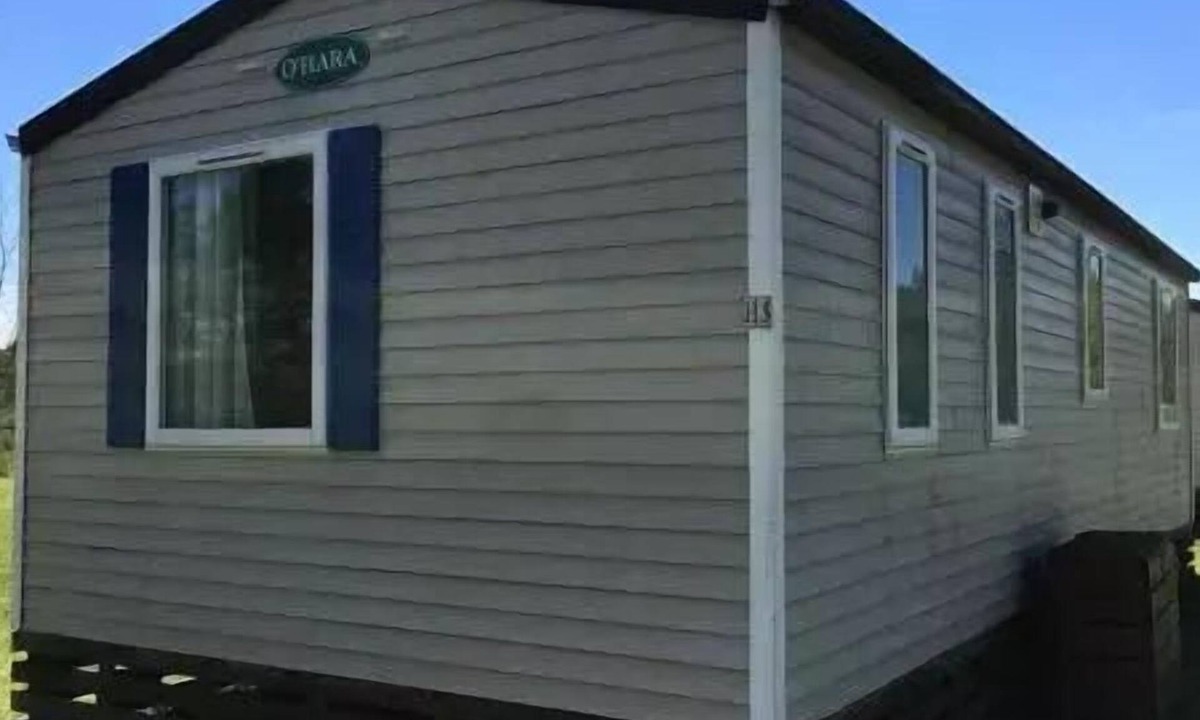 Champagney House | Mobile Home for People with Disabilities - 2 Bedrooms, Sleeps 3