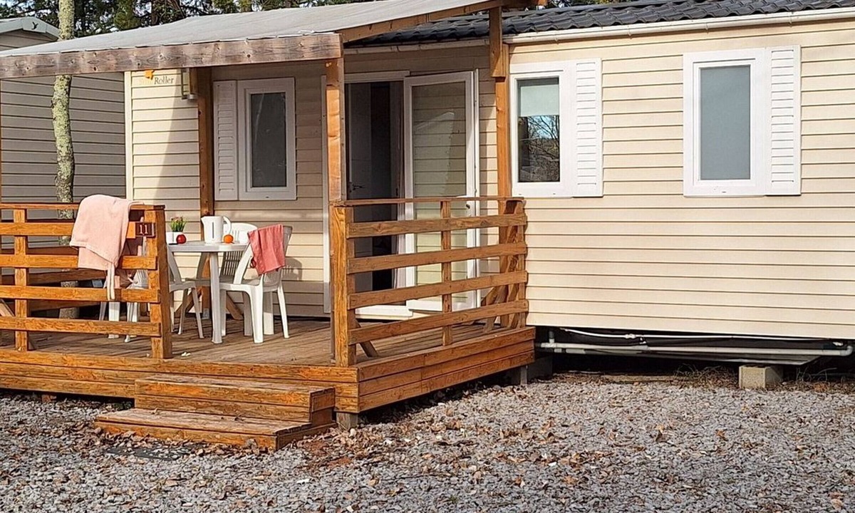 Lavilledieu House | Mobile Home with Terrace for 4 Guests