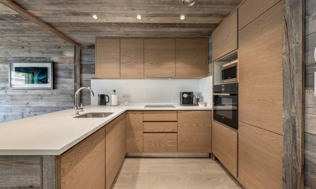 Meribel Village Apartment | Modern apartment, south terrace - 4 guests