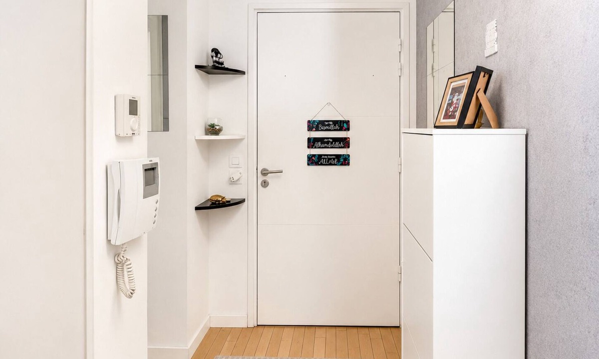 Cachan Apartment | Modern duplex near Paris-Terrace & Parking
