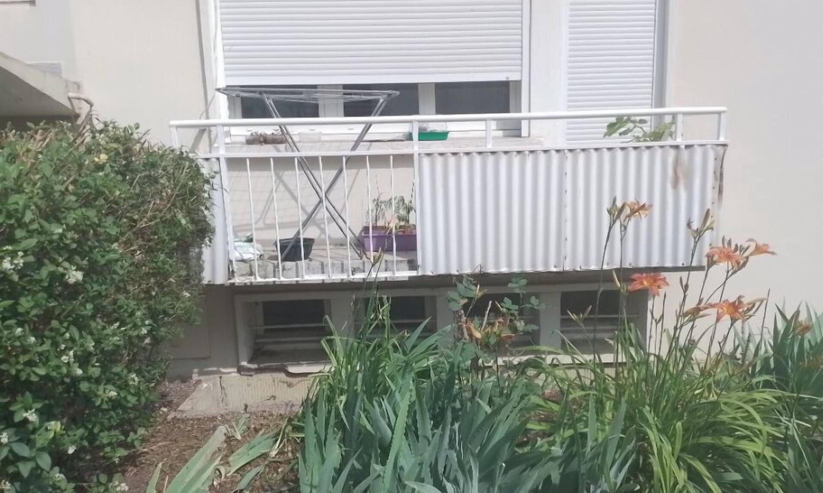 Tomblaine Apartment | Modern first floor apartment - 2 bedrooms, sleeps 4