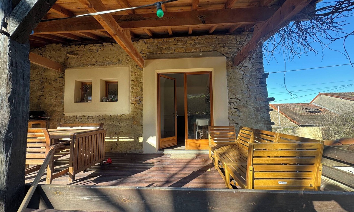 Champagnat Apartment | Modern vacation apartment in Champagnat (Burgundy)