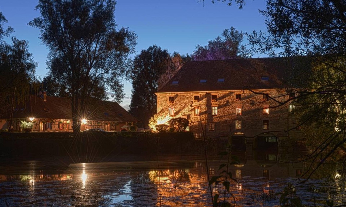 Louhans Hotel | Moulin de Bourgchateau
