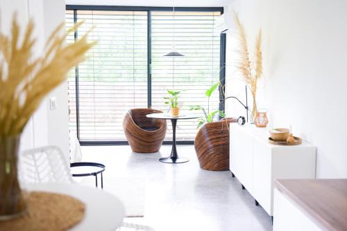 Dieulefit Apartment | Moulinas - Studio de Rêve avec Jardin - 5 étoiles