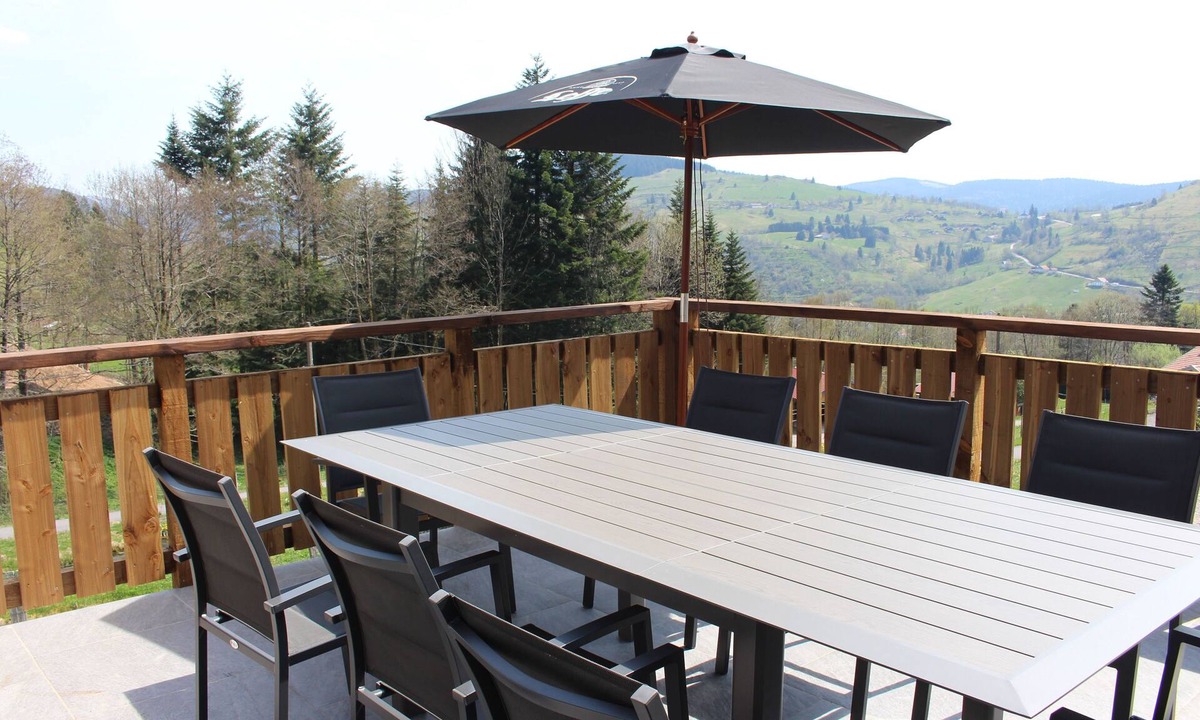 La Bresse Ski Chalet | Mountain chalet with view, 4 bedrooms, 2 bathrooms, wifi, wood-burning stove